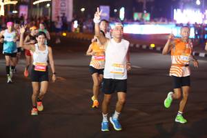 BIB: 27884, 24686, 22182
                            <button type="button" onclick="openModal(23223230)" class="btn btn-primary btn-sm float-right btn-popup" data-toggle="modal" data-target=".modal-high-quality">
                        <i class="fas fa-shopping-cart"></i> Add to Cart
                    </button>
                                            <button type="button" onclick="isThisMe(23223230, true)" class="btn btn-success btn-sm float-right btn-popup btn-isme hidden" data-toggle="tooltip" data-placement="bottom" title="นี่คือรูปของคุณใช่ไหม คลิกที่นี่เพื่อเอาเข้าอัลบั้ม">
                        <i class="fas fa-plus"></i> Add to album
                    </button>
                    <button type="button" onclick="isThisMe(23223230, false)" class="btn btn-warning btn-sm float-right btn-popup btn-isnotme hidden">
                        <i class="fas fa-ban"></i> Remove from album
                    </button>